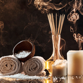 Kényeztető Pillanatok: A Legfrissebb Trendek a Masszázs Szépségvilágában